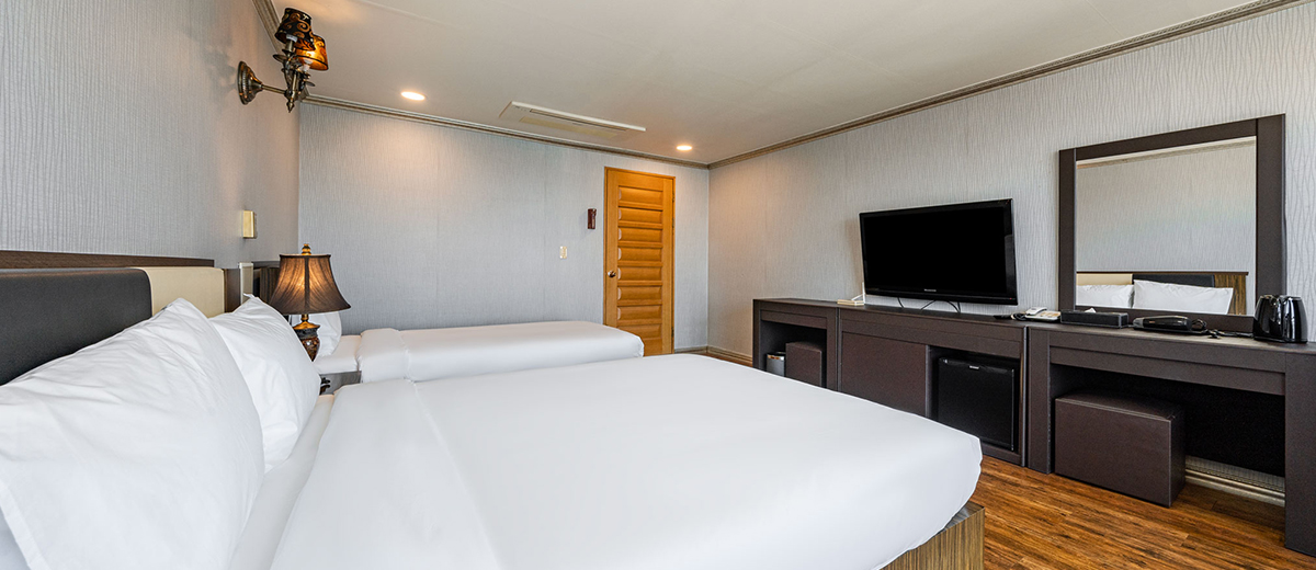 슈페리어 패밀리 트윈